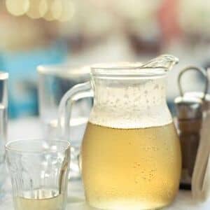 Bulk white wine